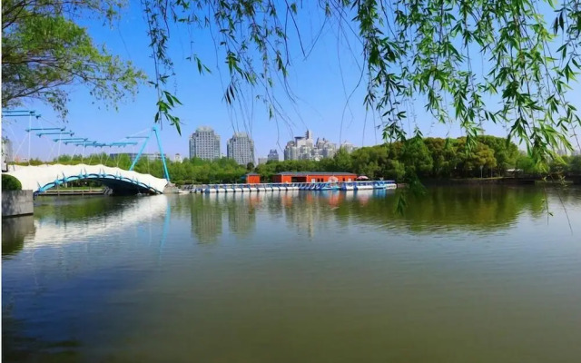 Holiday Inn Express Shanghai Pujiang Lianhang Rd M
