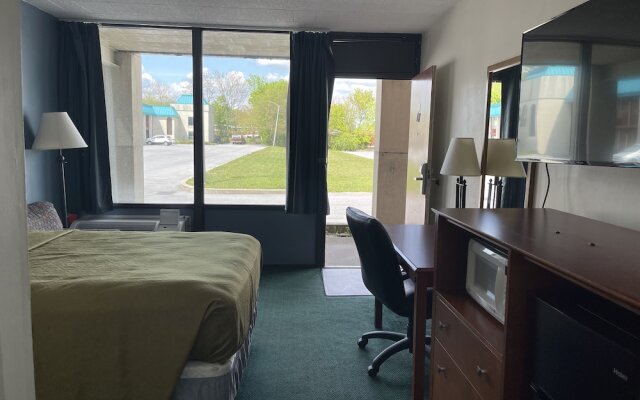 Horseshoe Curve Lodge