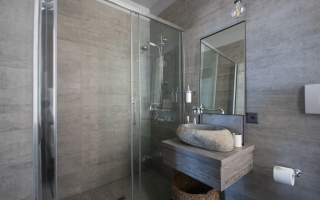 Seven Boutique Hotel