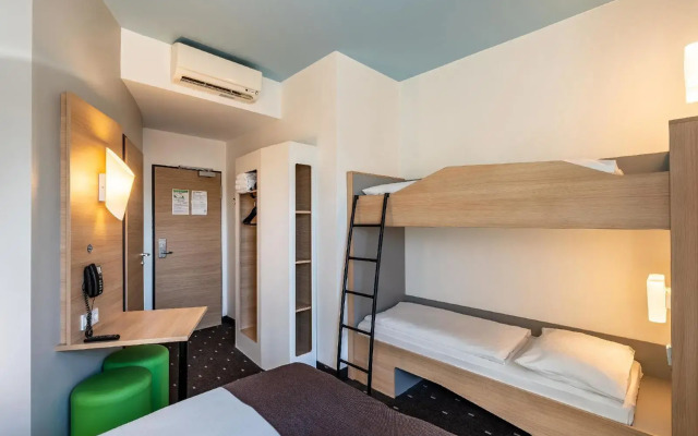 B&B Hotel Freiburg-Süd