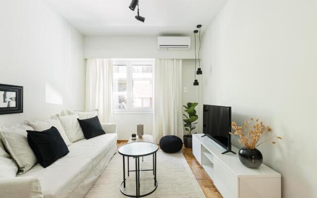 Serene 1 BR Apartment in Koukaki by UPSTREET
