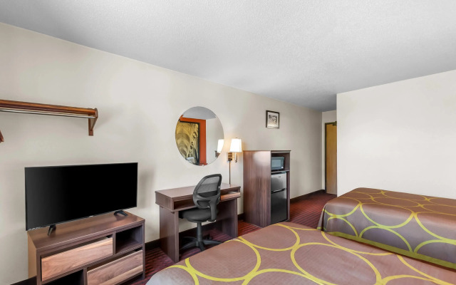 Super 8 by Wyndham Dumfries/Quantico