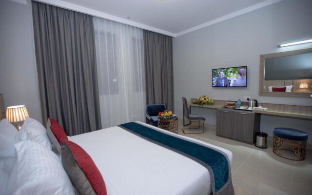 Fortis Hotel