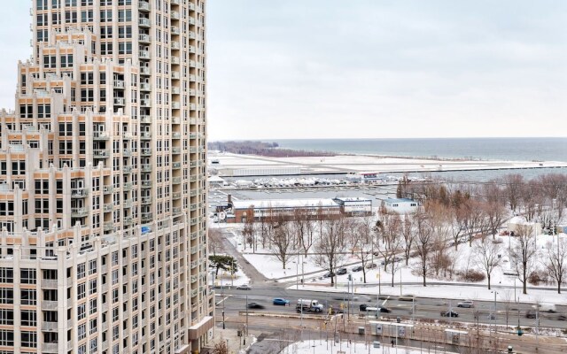 Fort York Apartment