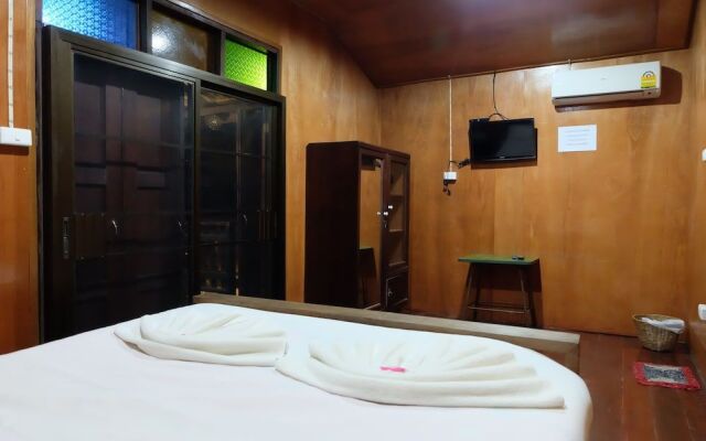 Long Khao Ta Wa Homestay