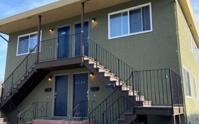 3422 Entire 1br Apt/house in El Cerrito Plaza