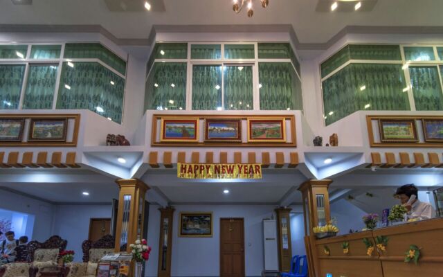 Shwe Hnin Si Hotel