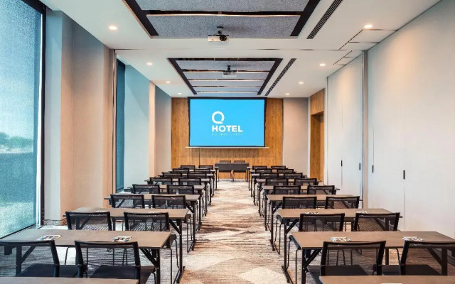 Q Hotel Plus Wroclaw Bielany