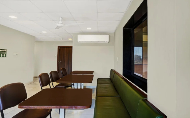 GreenOtel Room Surat