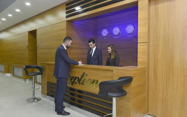 Grand Surmely Business Hotel