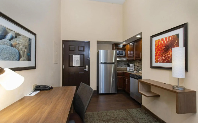 Staybridge Suites Oak Ridge by IHG