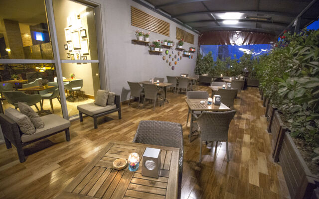 North Point Hotel