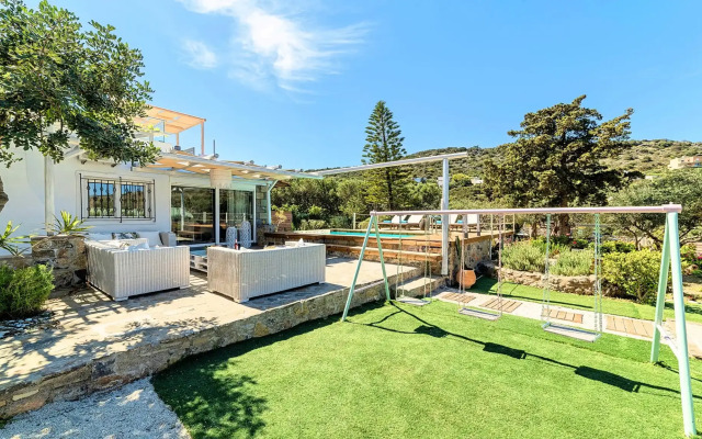 Cretan Lodge Private Heated Pool