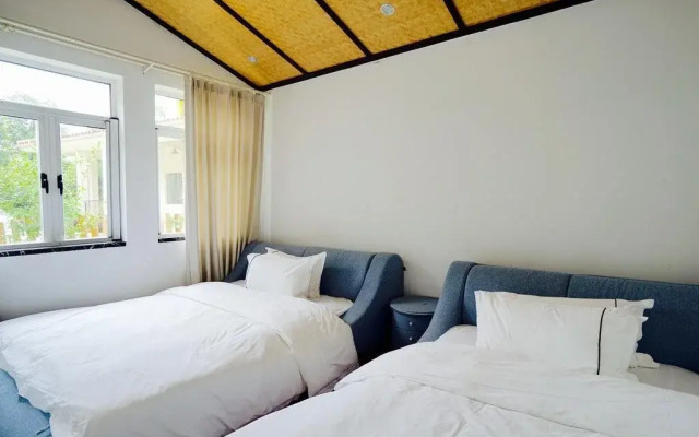 Yiyun Lakeside Hotel