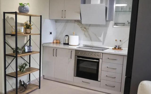 Kron s Apartment in Shkod r