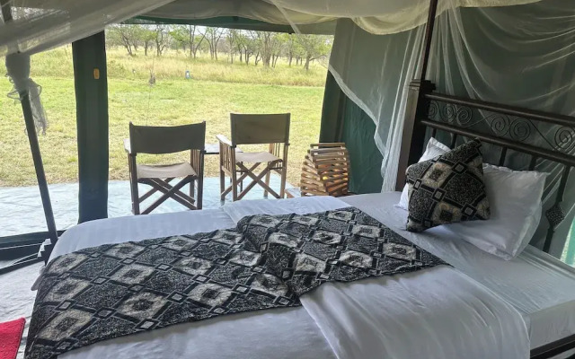 Zuhumath Tented Camps Serengeti