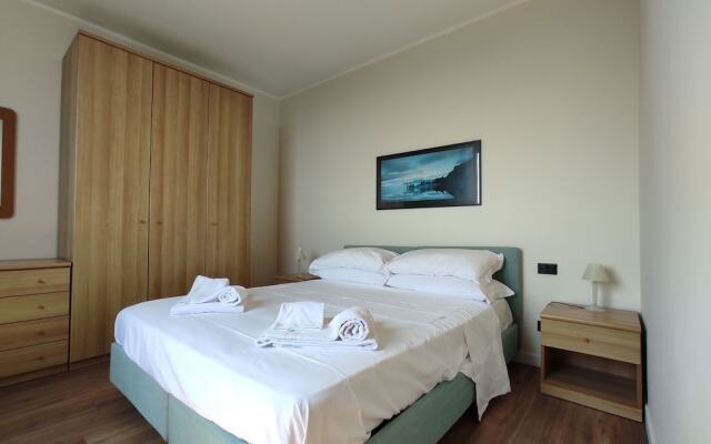 Genova Business Homes
