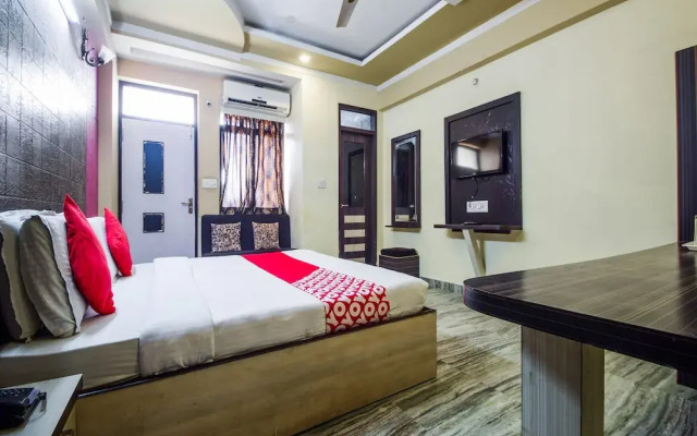 OYO 22052 Hotel Kingdom Palace