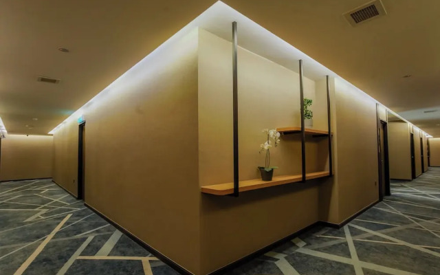 Nb Hotel