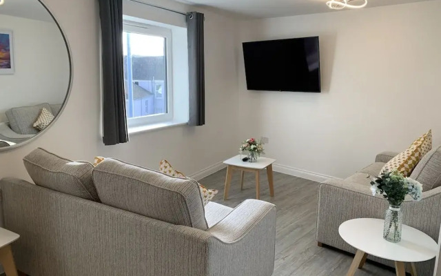 2 Bed- Harmony Court Luxury 2 bed Apartment