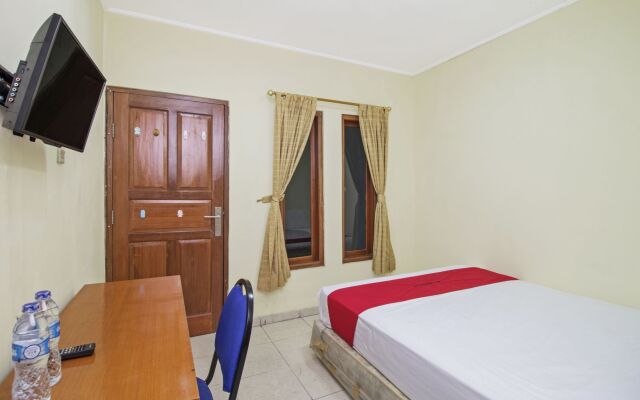 RedDoorz Plus near Ciputra World Kuningan 2