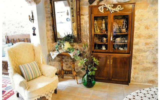 KH Traditional House