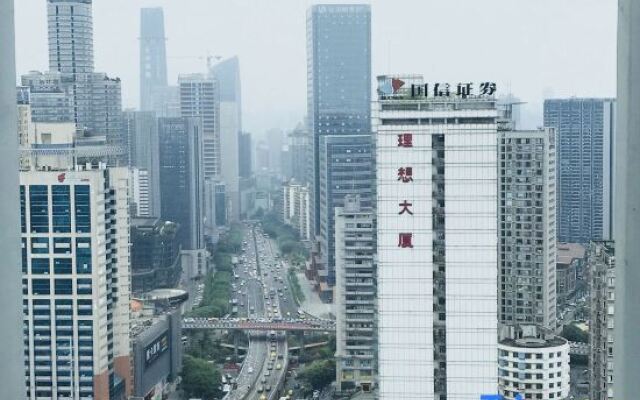 Vienna Hotel (Chongqing Guanyinqiao Pedestrian Street)