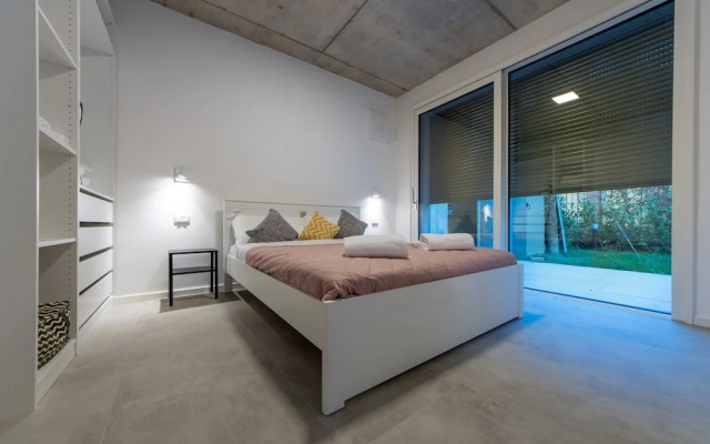 HouSmart Toscana 53 Black