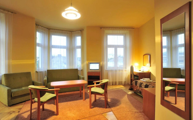 Kosmopolita Rooms