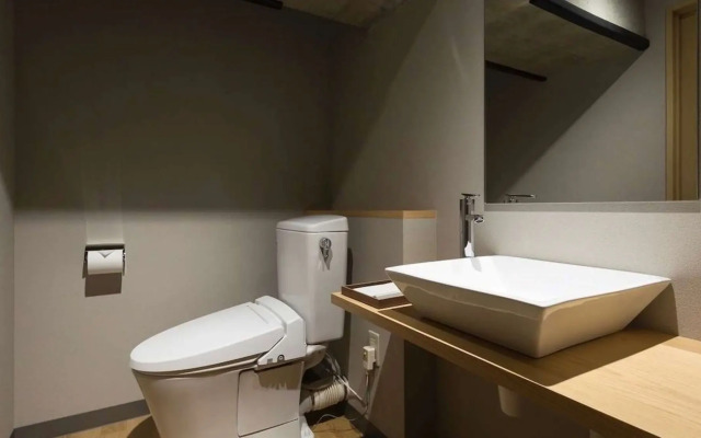 Common de - Hostel & Bar -