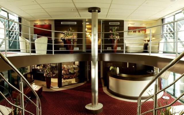 Crossgates Hotelship Nizzaufer - Frankfurt