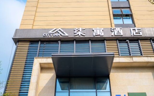 Qiyu Hotel (Chongqing Finance School Halo Shopping Park)