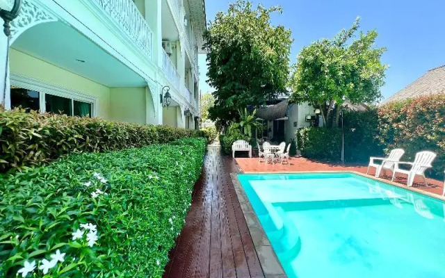 Phuhunsa Boutique Hotel By Zuzu