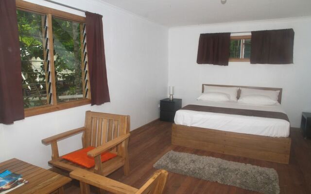 Evis Resort