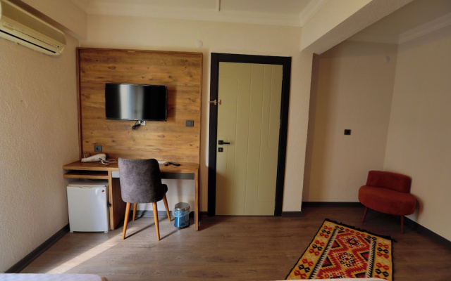 Ida Efes Hotel