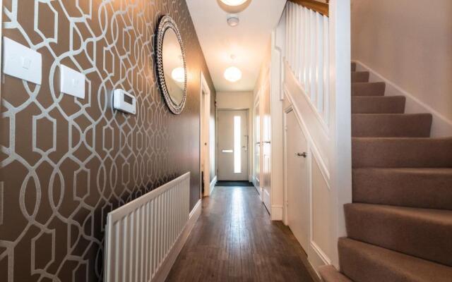Hewlett Townhouse Addlestone
