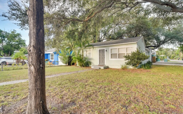 Pet-friendly Gulfport Home: Walkable Location!