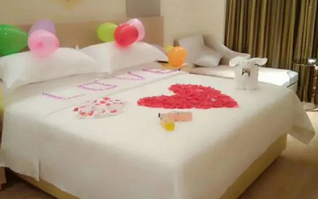 Vienna International Hotel (Yichang East Railway Station)