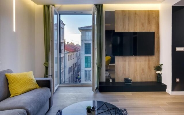 Marcius Luxury Apartment