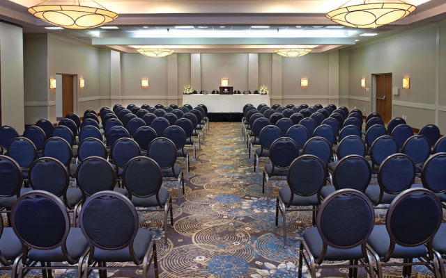 Doubletree Hotel Oak Ridge