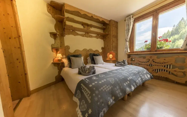Chalet Bluebell