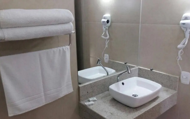 Palotina Palace Hotel