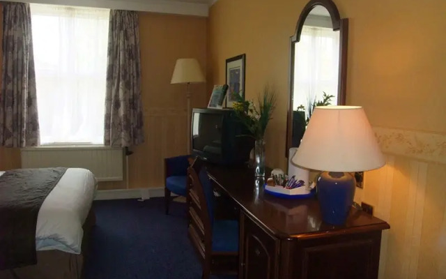 Ramada Crawley Gatwick