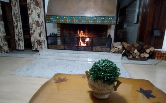 Flat no Residencial Pousada Serrano Centro Gramado