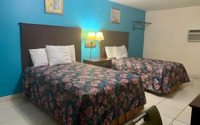 Travelers Inn Clearwater