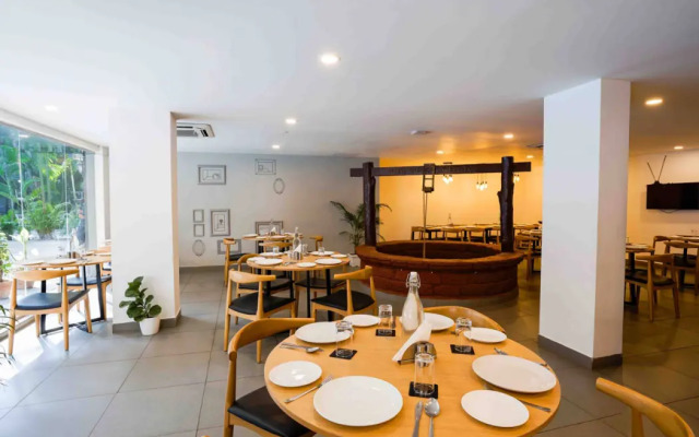 OYO Townhouse 240 Magnum Resorts Candolim