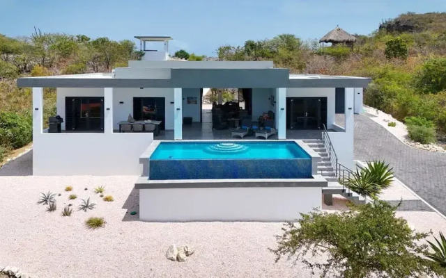 Villa Holiday Dream Sun Sea Serenity