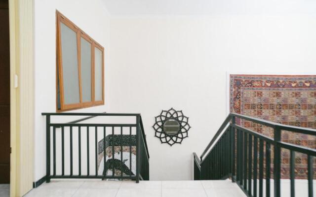 Urbanview Hotel Griya Surya Malang by RedDoorz