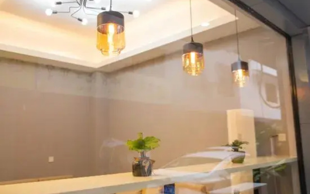 Leisure Summer Flower Guesthouse