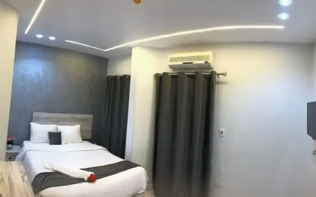 Garden City House Hotel